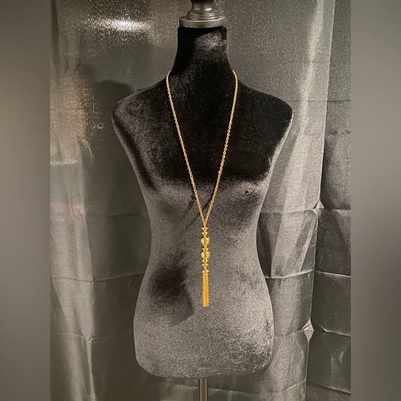 Joan Rivers Glamour 30 inch gold tassel necklace. - Picture 4 of 9
